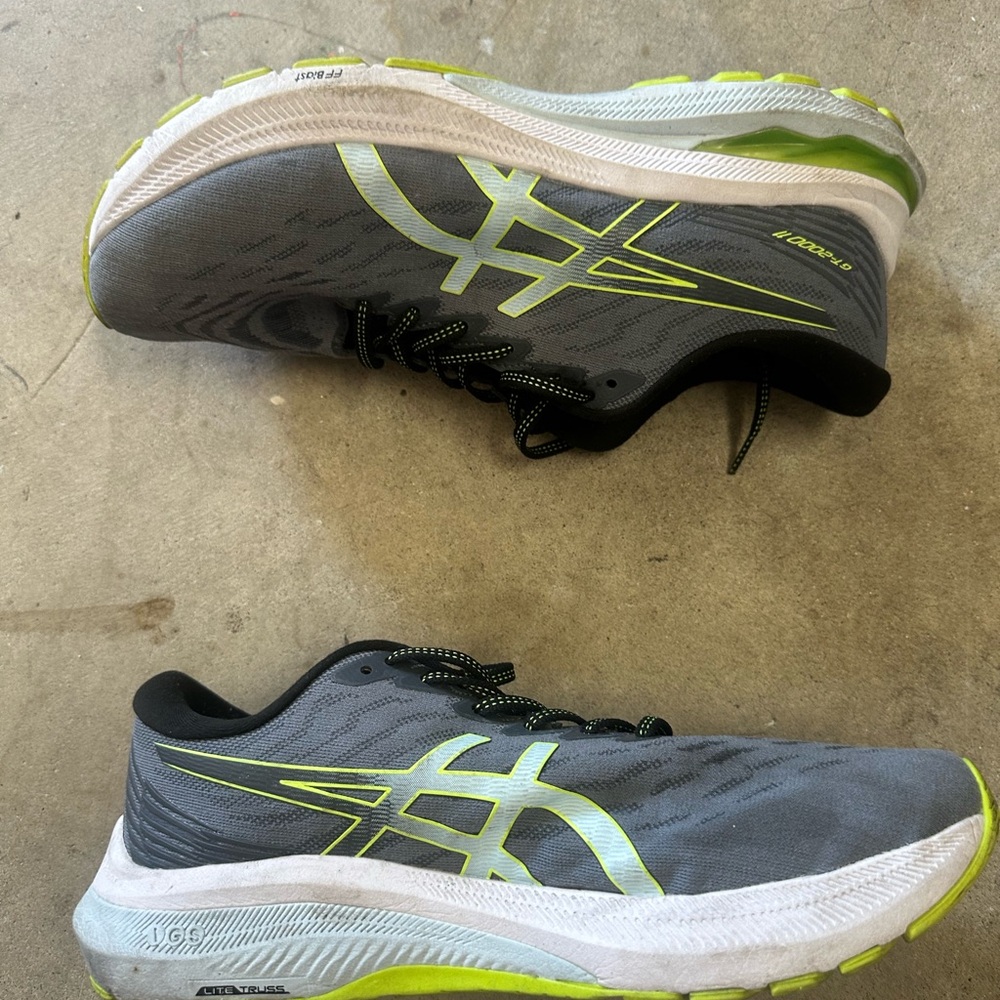 Asics GT-2000r